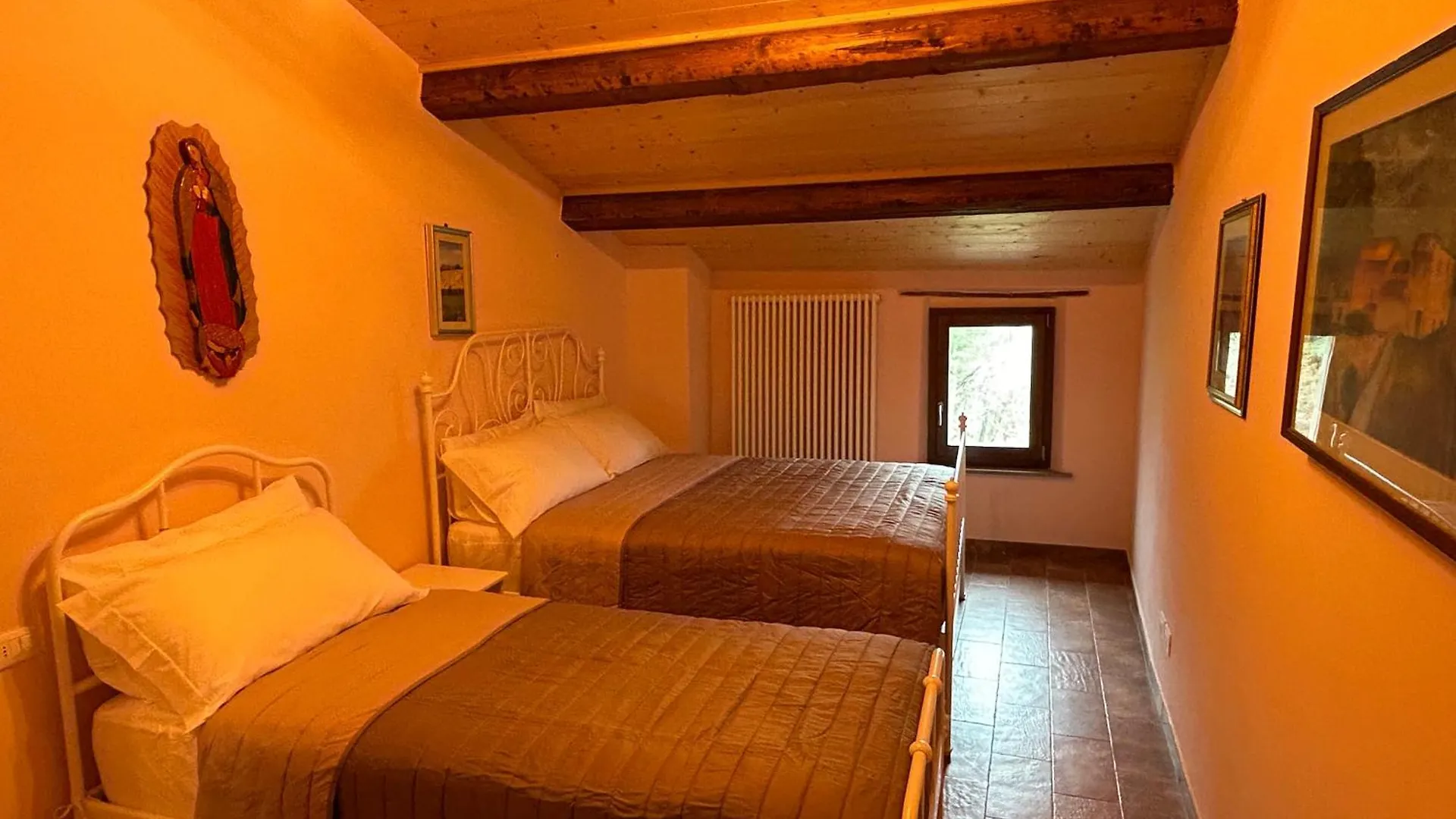 Monte Cuccolo House B&B Fontanelice Couette-café